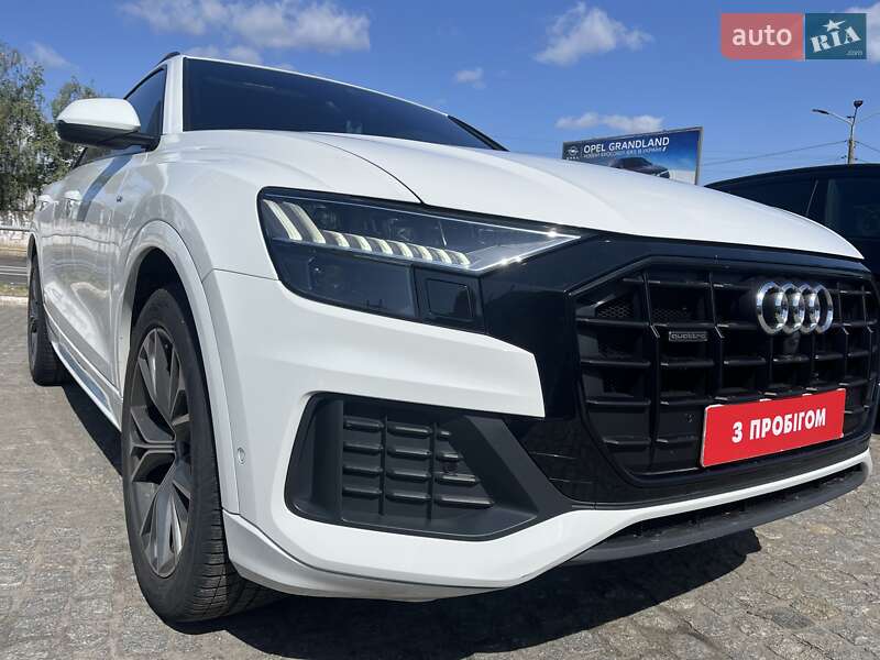 Audi Q8 (2022)