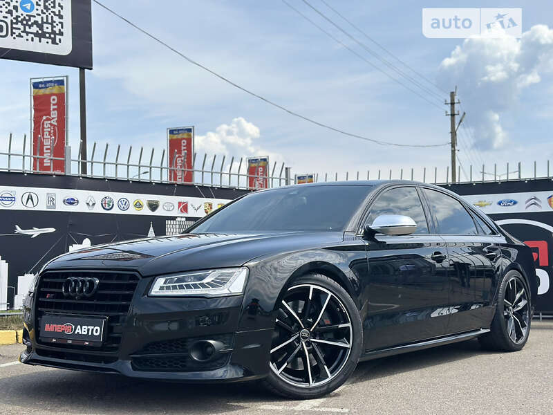 Audi S8 (2016)