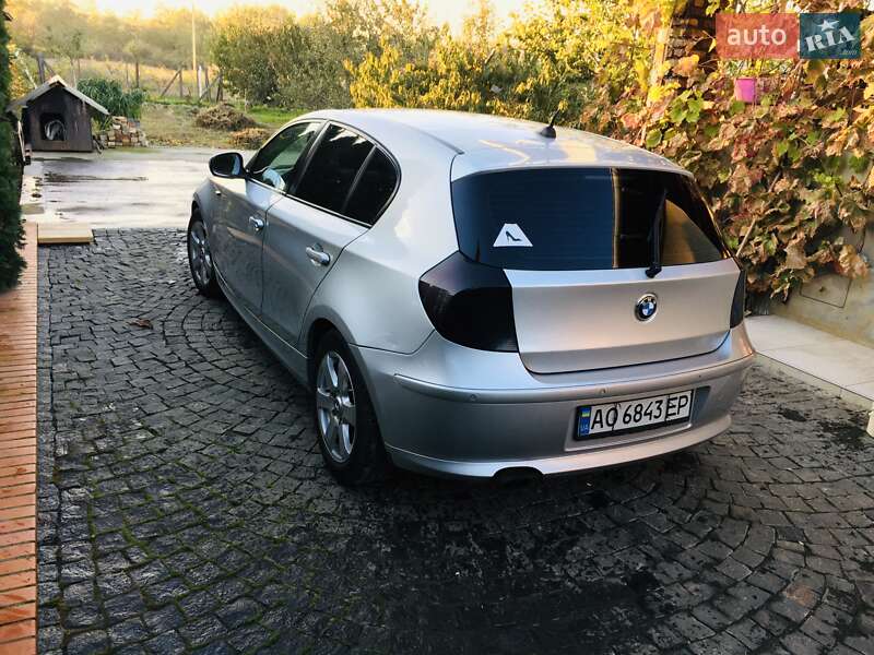 Bmw 1 series (2009)