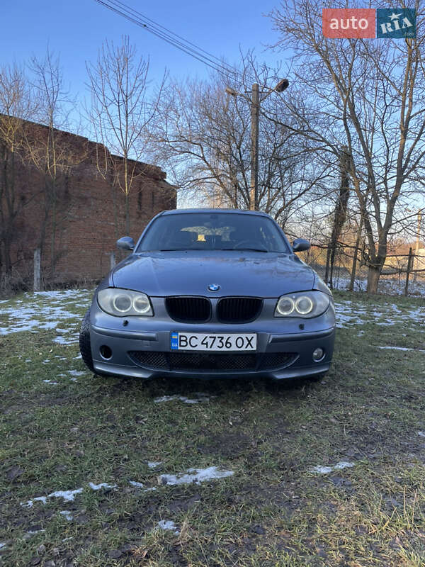 Bmw 1 series (2005)