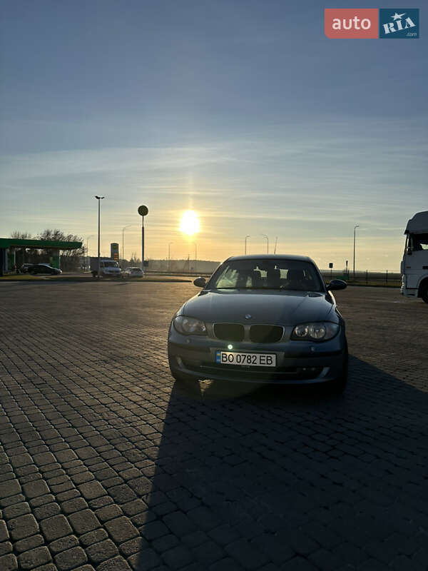 Bmw 1 series (2009)