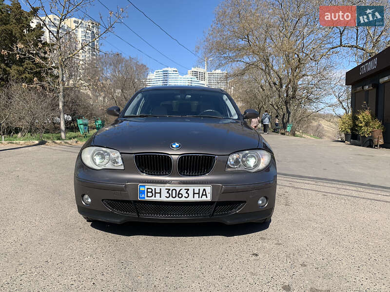 Bmw 1 series (2005)