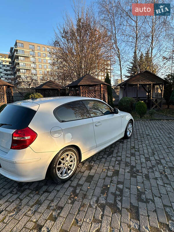 Bmw 1 series (2010)