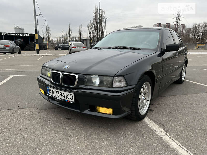 Bmw 325 (1994)