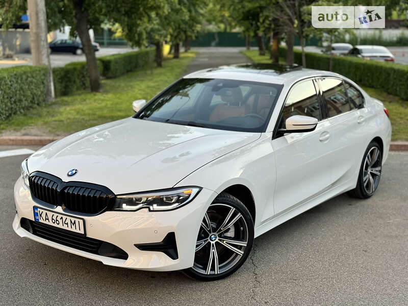 Bmw 330xi (2019)