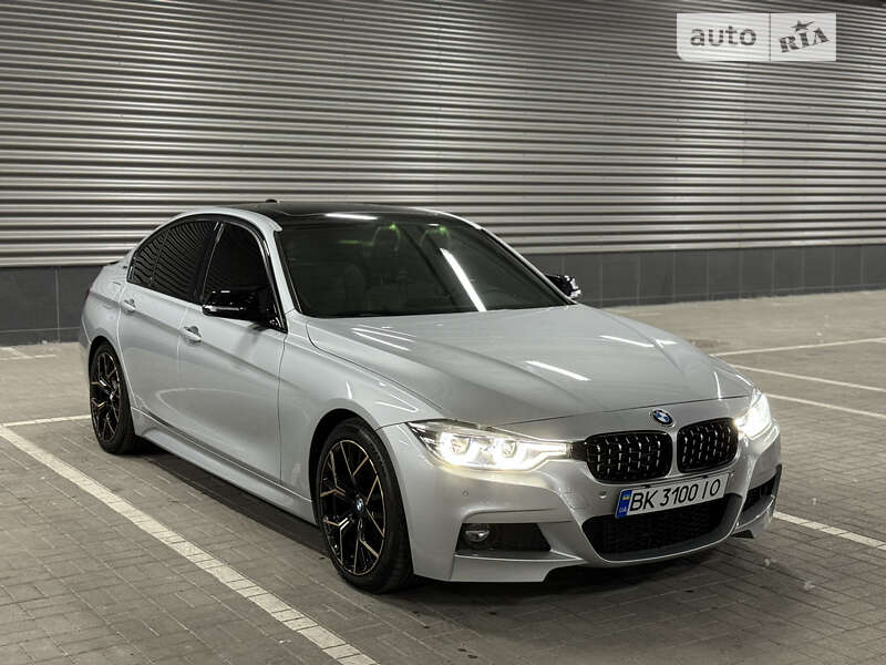 Bmw 330e (2017)