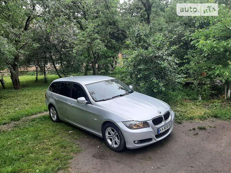 Bmw 318 (2009)