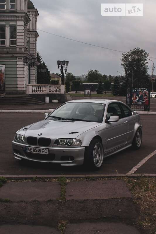 Bmw 323i (1999)