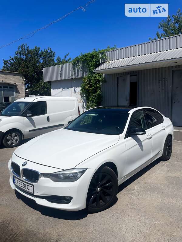Bmw 320khi (2015)