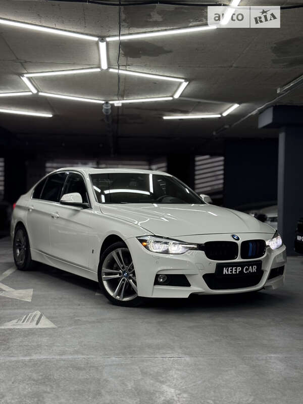 Bmw 330e (2017)