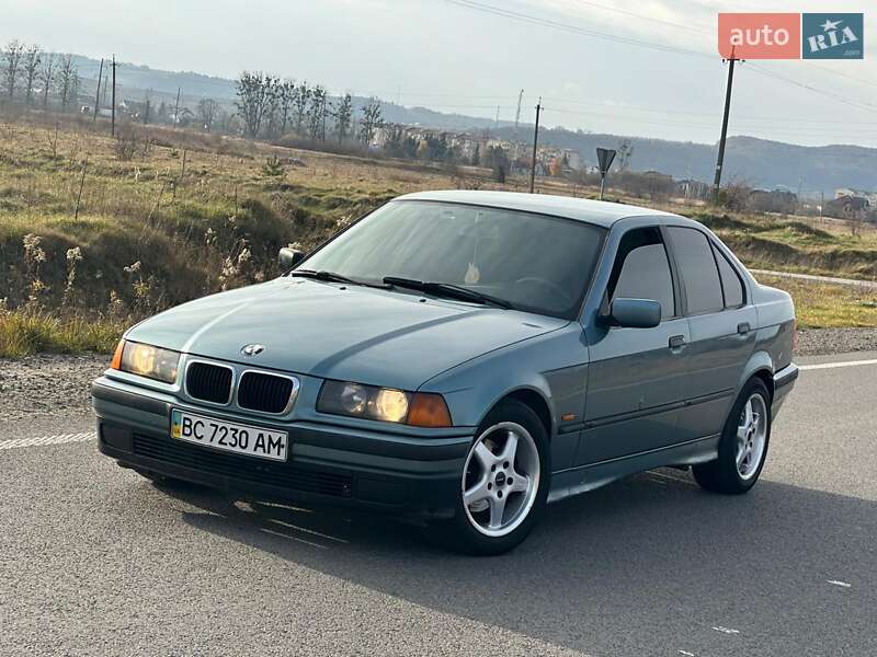 Bmw 316i (1997)