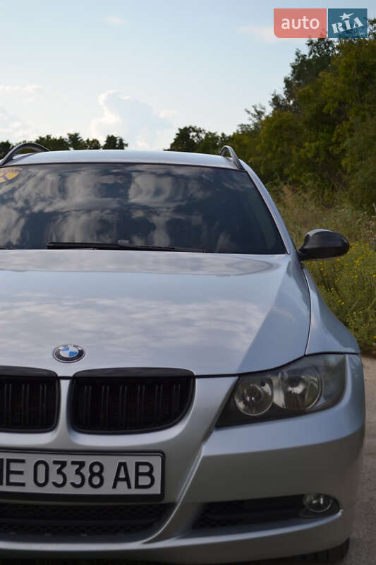 Bmw 3 series (2005)
