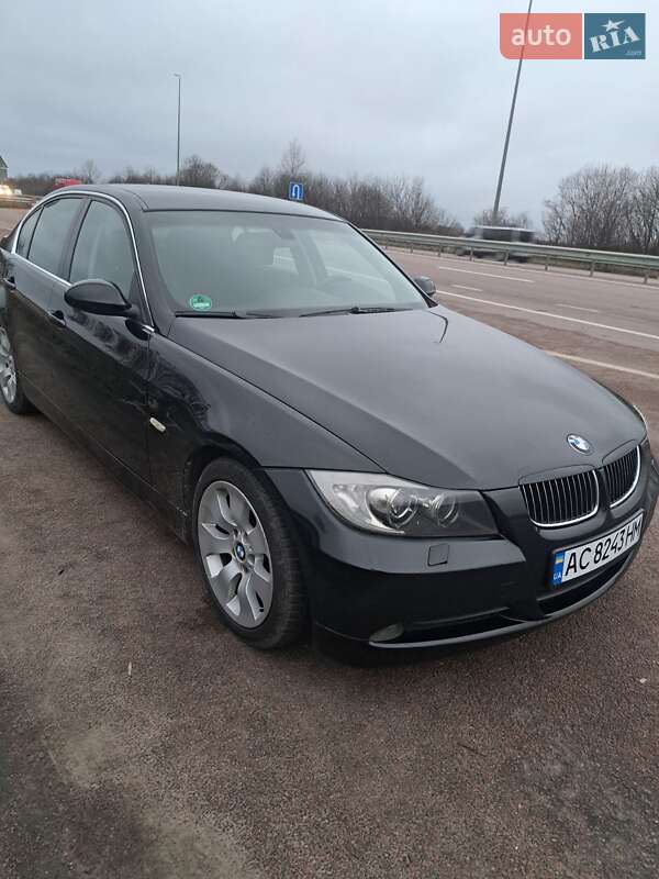 Bmw 3 series (2005)