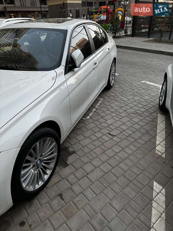Bmw 3 series (2012)