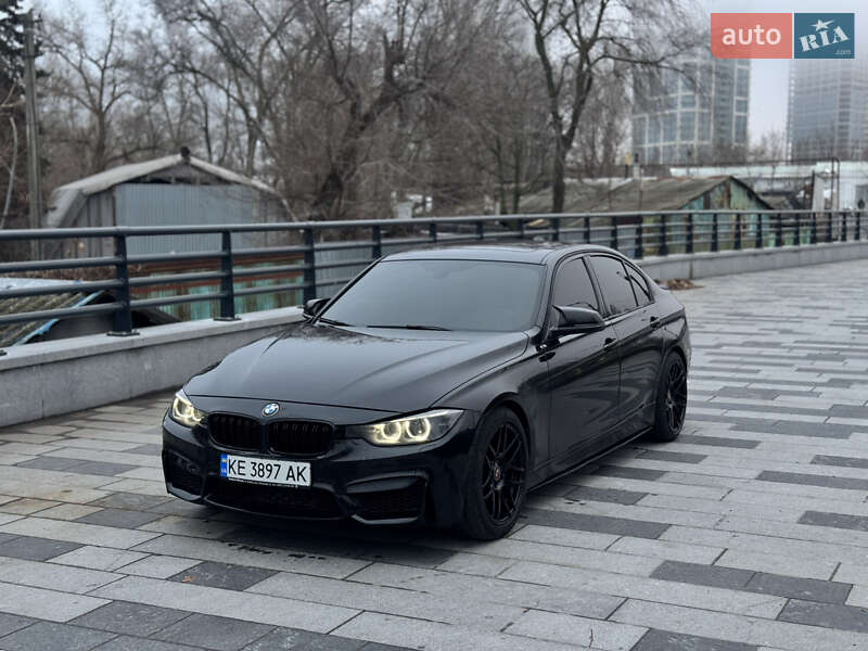 Bmw 335i (2011)