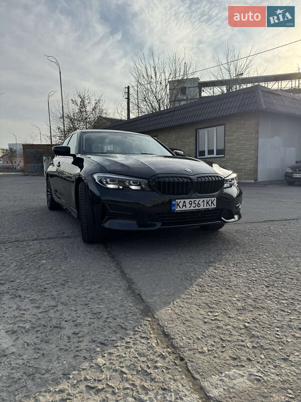 Bmw 3 series (2022)