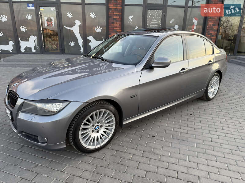 Bmw 3 series (2009)