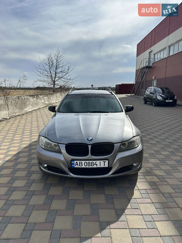 Bmw 3 series (2010)