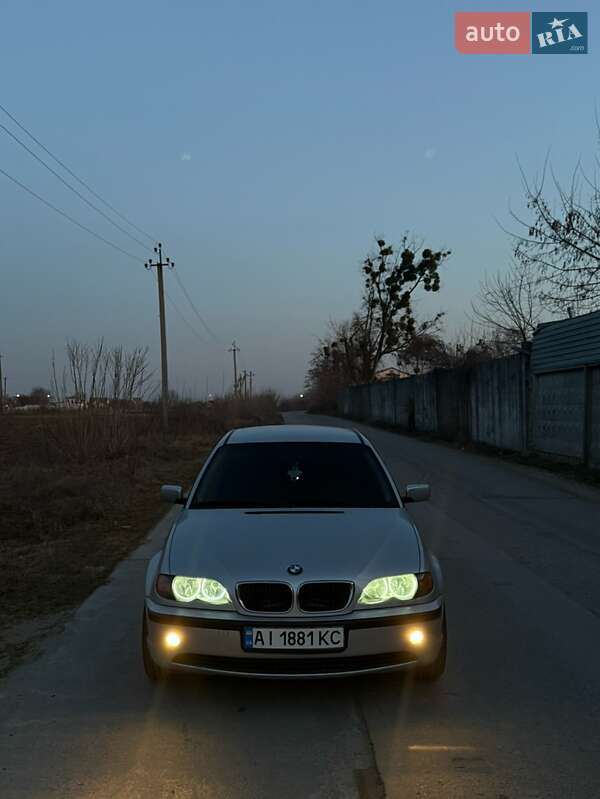 Bmw 3 series (2003)
