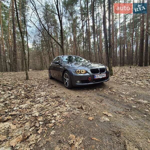 Bmw 3 series (2007)