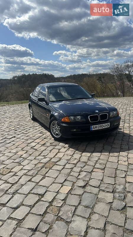 Bmw 3 series (2000)