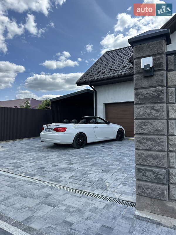 Bmw 3 series (2010)