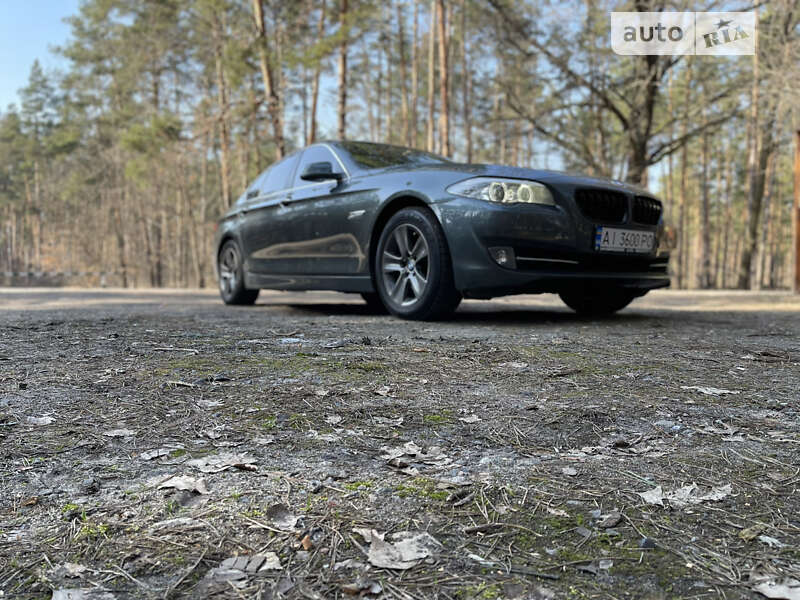 Bmw 528 (2012)