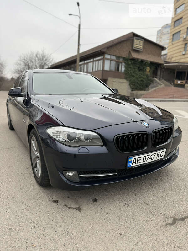 Bmw 520i (2012)