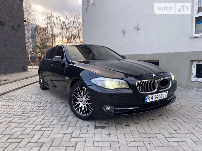 Bmw 520i (2012)