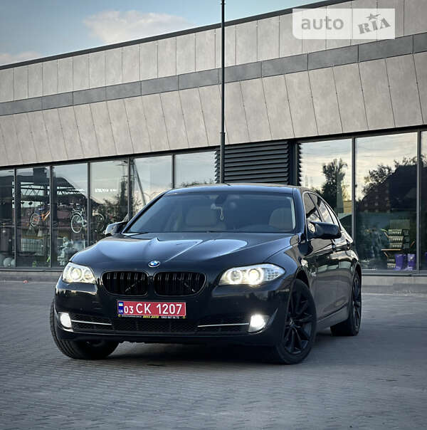 Bmw 528i (2011)