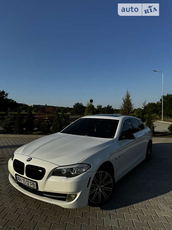 Bmw 528 (2011)