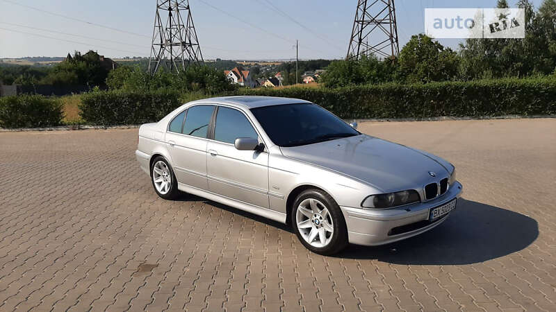 Bmw 530i (2001)