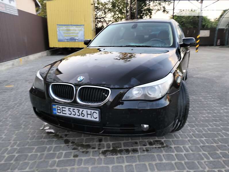 Bmw 520 (2004)
