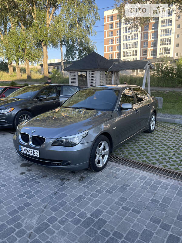 Bmw 520i (2008)