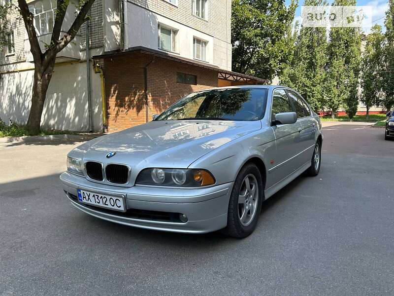 Bmw 525 (2003)