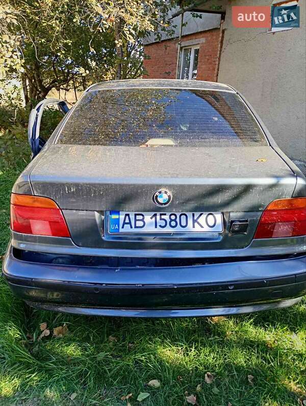 Bmw 528 (2000)