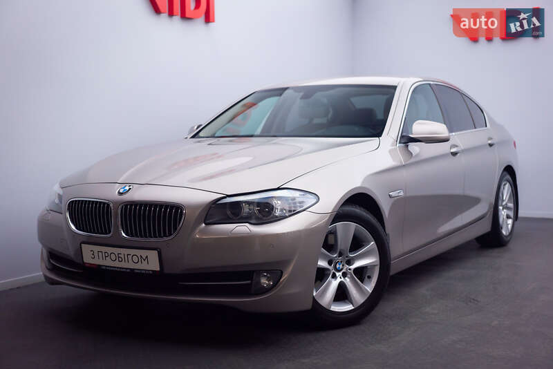 Bmw 520i (2012)
