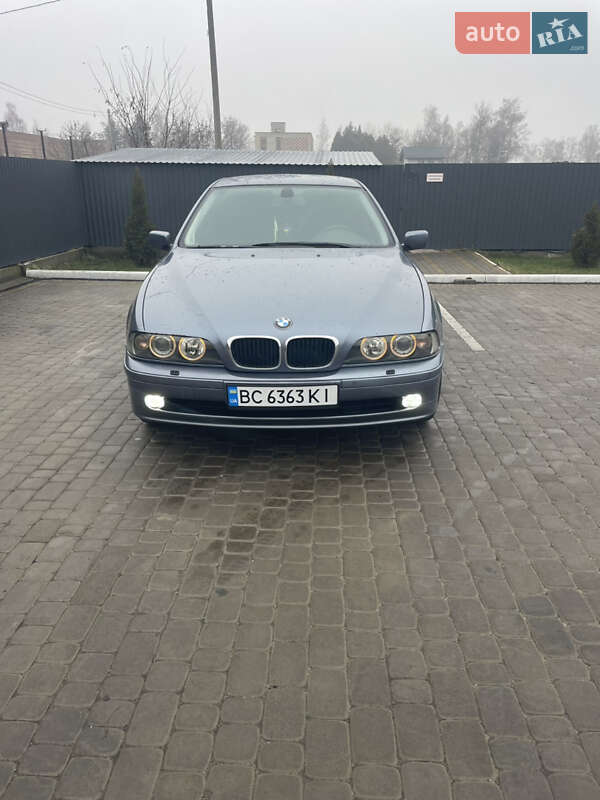 Bmw 520 (2002)
