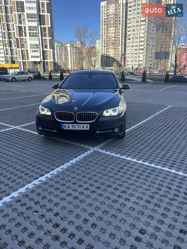 Bmw 5 series (2016)