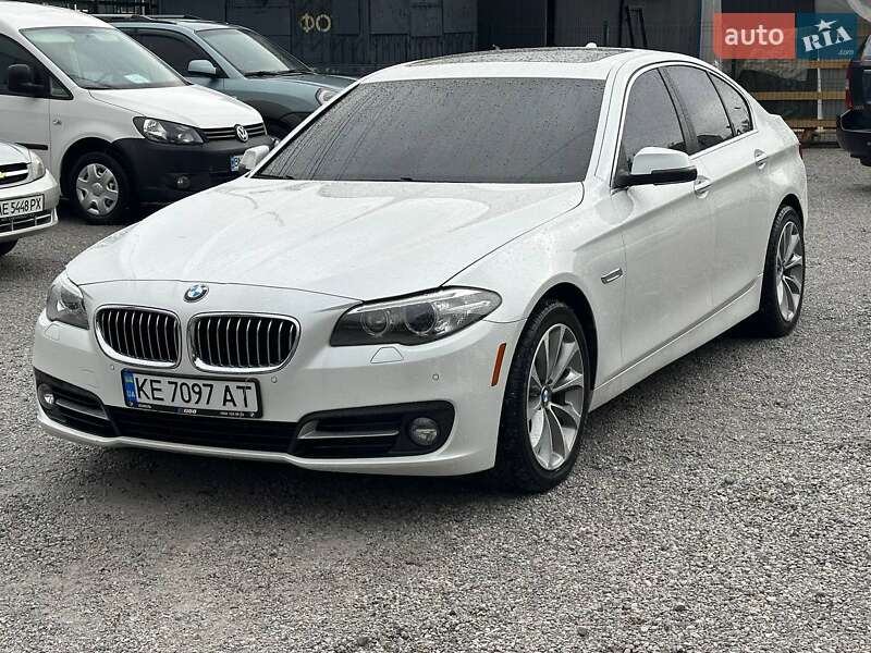 Bmw 5 series (2016)