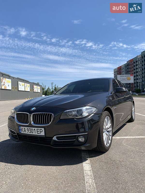 Bmw 5 series (2015)