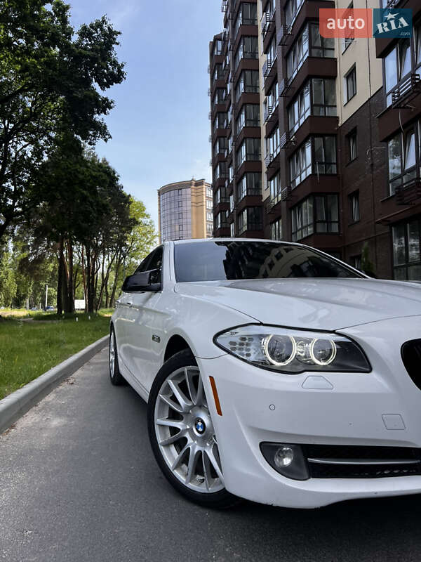 Bmw 5 series (2012)