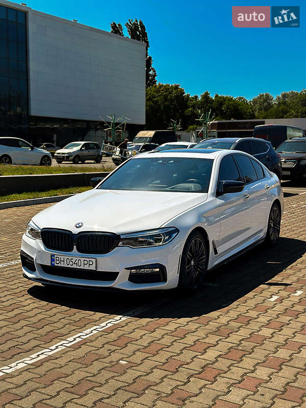Bmw 5 series (2017)