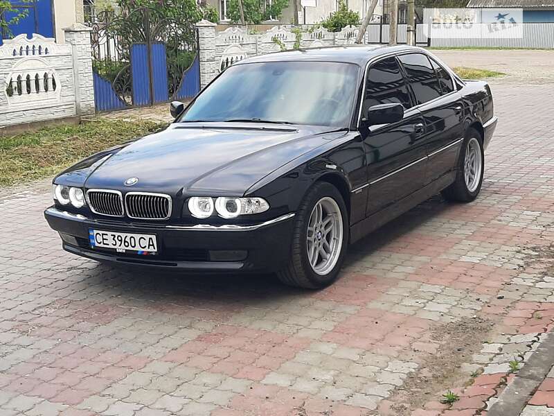 Bmw 7 series (2000)