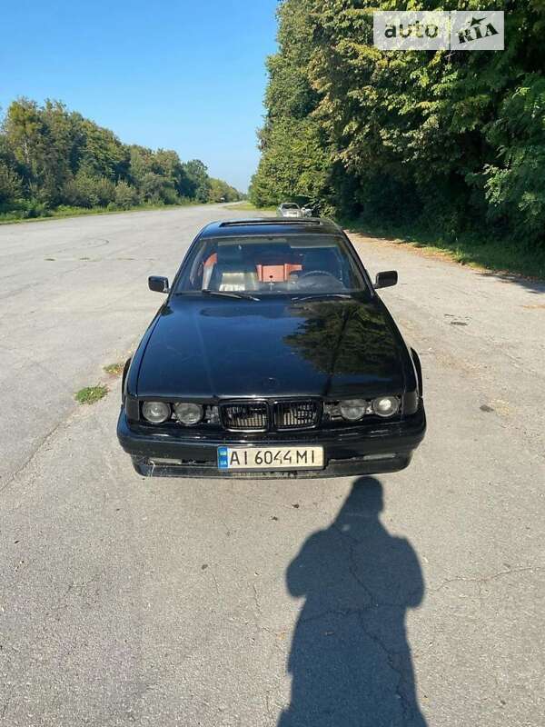 Bmw 7 series (1987)