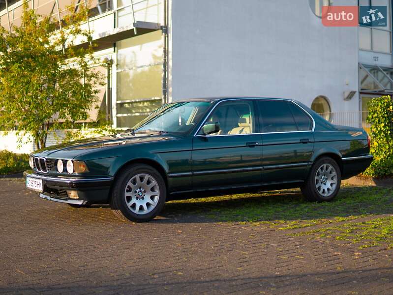 Bmw 7 series (1990)
