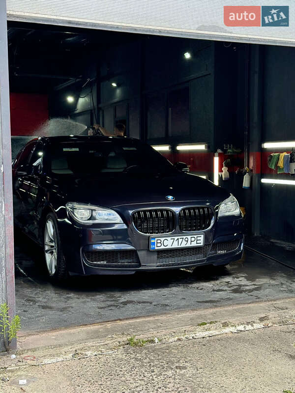 Bmw 7 series (2014)