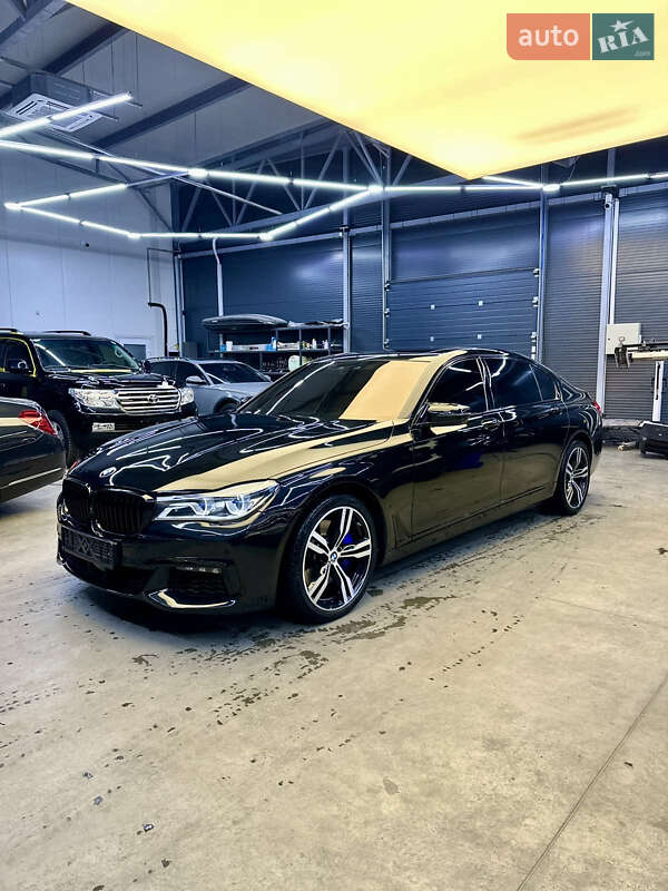 Bmw 7 series (2017)