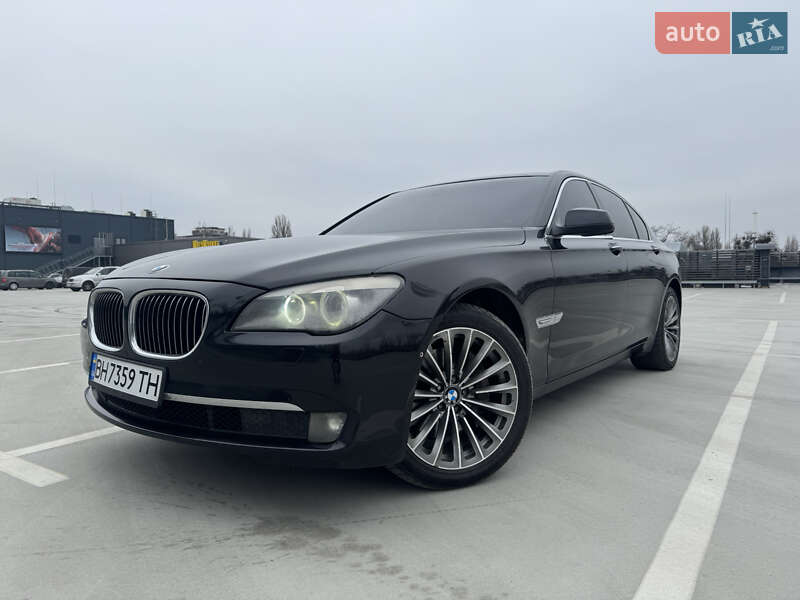 Bmw 7 series (2011)