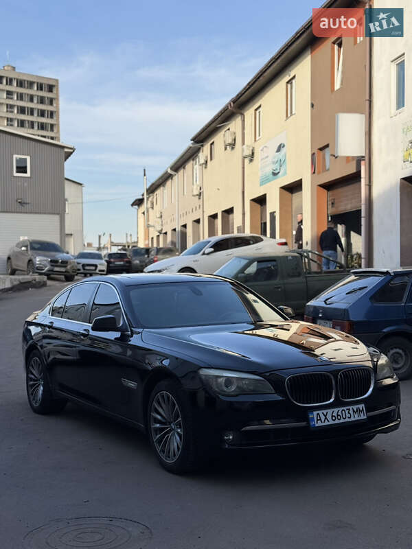 Bmw 7 series (2012)